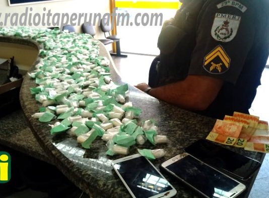 PMs de Itaperuna localizam carga de drogas que havia chegado do RJ e prende casal