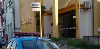 Jovem é preso após ameaçar ex-namorada em Itaperuna