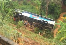 Vítimas fatais do acidente com ônibus da 1001 na RJ-220 chega a quatro