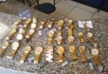 PMs realizam cerco e prendem assaltantes de joalheria em Pádua.