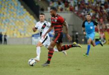 Vasco empata nos descontos com o Flamengo “B”