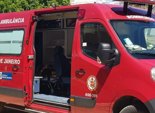 Empresário passa mal e é atendido por socorristas do Corpo de Bombeiros em Itaperuna