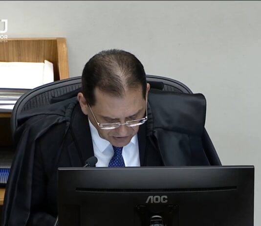 Acompanhe ao vivo o julgamento de Lula no STJ