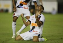 Vasco vence o Santos em São Januário, mas é eliminado da Copa do Brasil