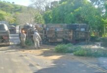 Caminhoneiro morre após sofrer acidente na RJ 186, Itaperuna