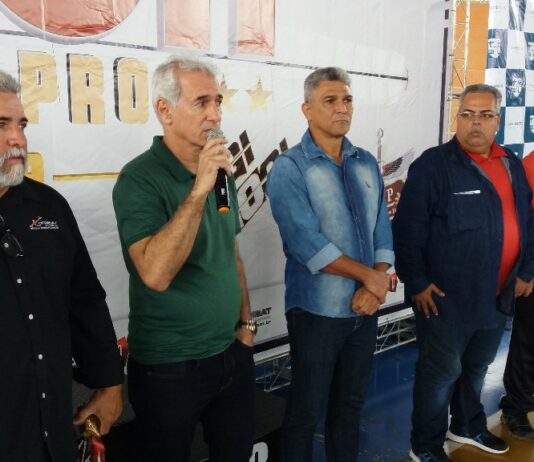 Campeonato de Jiu-Jitsu Internacional realizado no Poliesportivo de Itaperuna