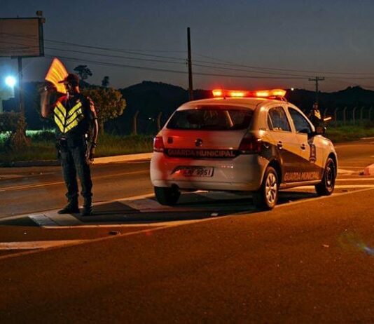 Guarda Civil Municipal de Itaperuna passa a fazer rondas e controle de tráfego em frente ao IFF