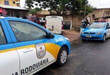 Policiais do BPRv prendem 4 com veículos roubados e revólver em Travessão