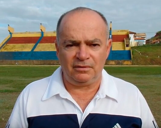 Professor Godoi completa 35 anos a serviço do desporto