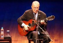João Gilberto morre no Rio de Janeiro, aos 88 anos