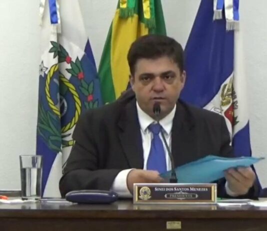 Lei municipal instituiu atividade religiosa como essencial proibindo o fechamento de igrejas em Itaperuna