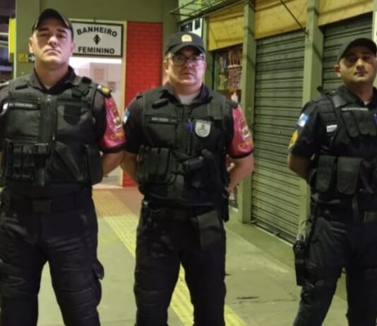 PMs do PROEIS prendem estelionatário na Rodoviária de Itaperuna