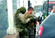 PM mata sequestrador e liberta reféns em ônibus na ponte Rio-Niterói