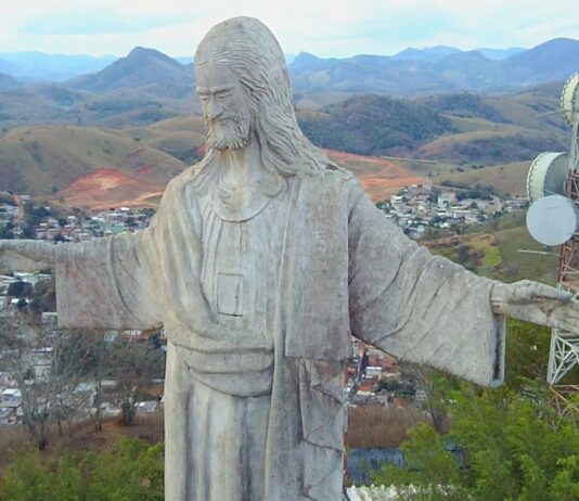 Secretário de Turismo solicita vistoria na estátua do “Cristo Redentor” de Itaperuna