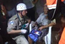 Idosa é resgatada por Bombeiros após incêndio em Itaperuna