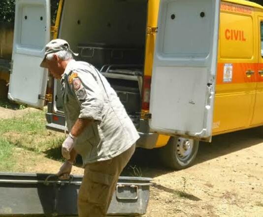 Adolescente é assassinado e tem o corpo queimado em Santo Antônio de Pádua