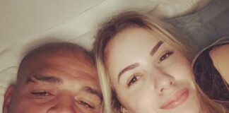 Jogador Adriano posta foto com namorada que mora em Itaperuna