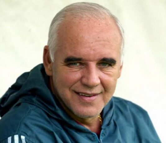 Valdir Espinosa morre no Rio de Janeiro, aos 72 anos