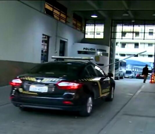 PF faz operação na residência oficial do governador do Rio