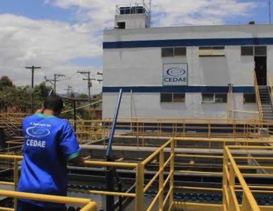 Chuvas fortes interrompem operação no fornecimento de água da CEDAE-RJ em Itaperuna