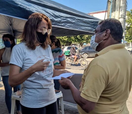 Prefeitura faz trabalho de conscientização no Centro de Itaperuna
