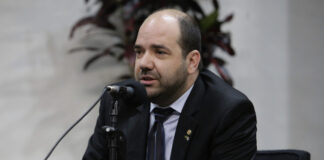 PM e bombeiros reduzem jornada de militares que cuidam de pessoas com deficiência