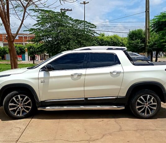 Caminhonete furtada é apreendida com morador de Itaperuna