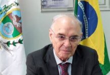 Senador Arolde de Oliveira morre no RJ vítima de COVID-19