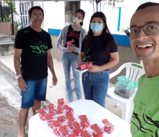 Igreja Batista do Bairro Matadouro leva mensagem do Natal para os moradores