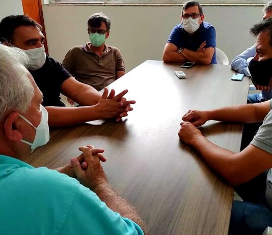 Prefeito se reúne com representantes da NeoVia