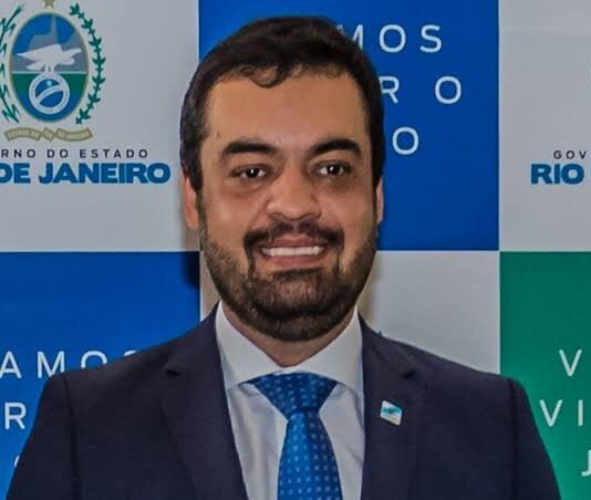 Governo do Estado do RJ proíbe corrida de cachorros por meio de decreto