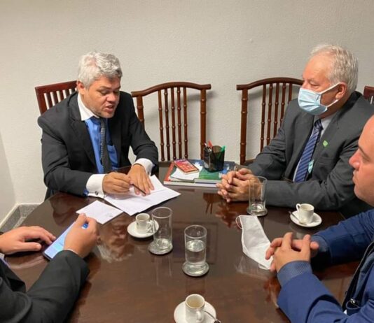 Prefeito de Itaperuna busca apoio em Brasília para arco rodoviário na BR-356