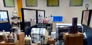 Polícia Civil fecha fábrica clandestina de cosméticos em Itaperuna