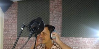 Cantor itaperunense Jamerico Garcia esteve no programa do Ratinho nesta segunda-feira