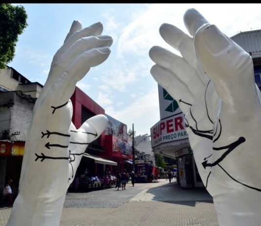 Rio de Mãos Dadas: exposição itinerante do Sistema Fecomércio RJ chega a Itaperuna