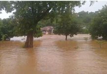 Rio Muriaé já atinge ruas em Itaperuna