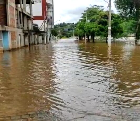 Com o rio Carangola em elevação, o Muriaé deve aumentar o nível em Itaperuna