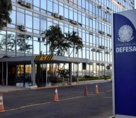 URGENTE: Em nota oficial, Ministério da Defesa confirma entrega de relatório ao TSE