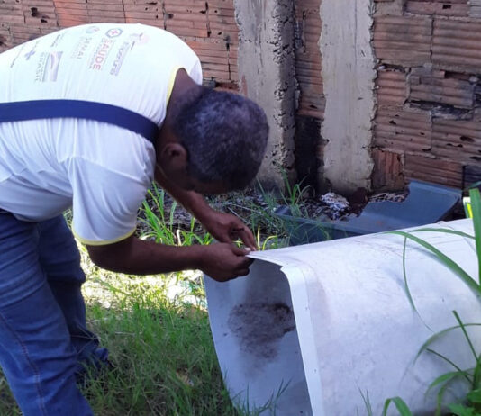 Equipes da CVAS trabalham em bairros e distritos de Itaperuna no combate ao Aedes Aegypti