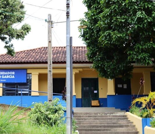 Secretaria de Educação de Itaperuna reforma escolas no município