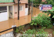 Rio Itabapoana atinge ruas de Bom Jesus no RJ e no ES