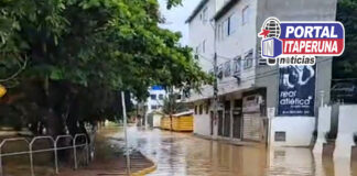 Rio Muriaé transborda em Itaperuna