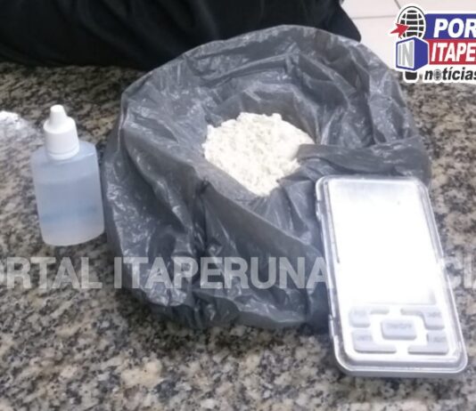 PM prende dois por tráfico de drogas na BR-356 em Itaperuna