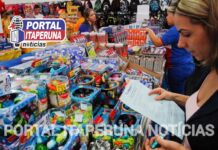 Com inflação em alta pais se organizam para gastar menos com material escolar