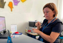 Central de Libras realiza atendimentos por vídeo chamada em Itaperuna