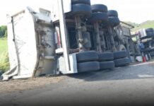 Caminhoneiro fica ferido em acidente na BR-356 entre Itaperuna e Italva