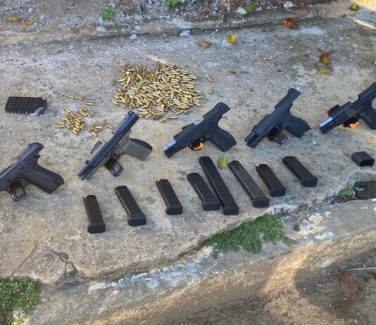 Policiais apreendem armas e munições em Santo Antônio de Pádua