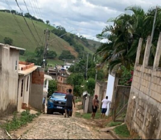 Homem é assassinado dentro de casa, em Comendador Venâncio