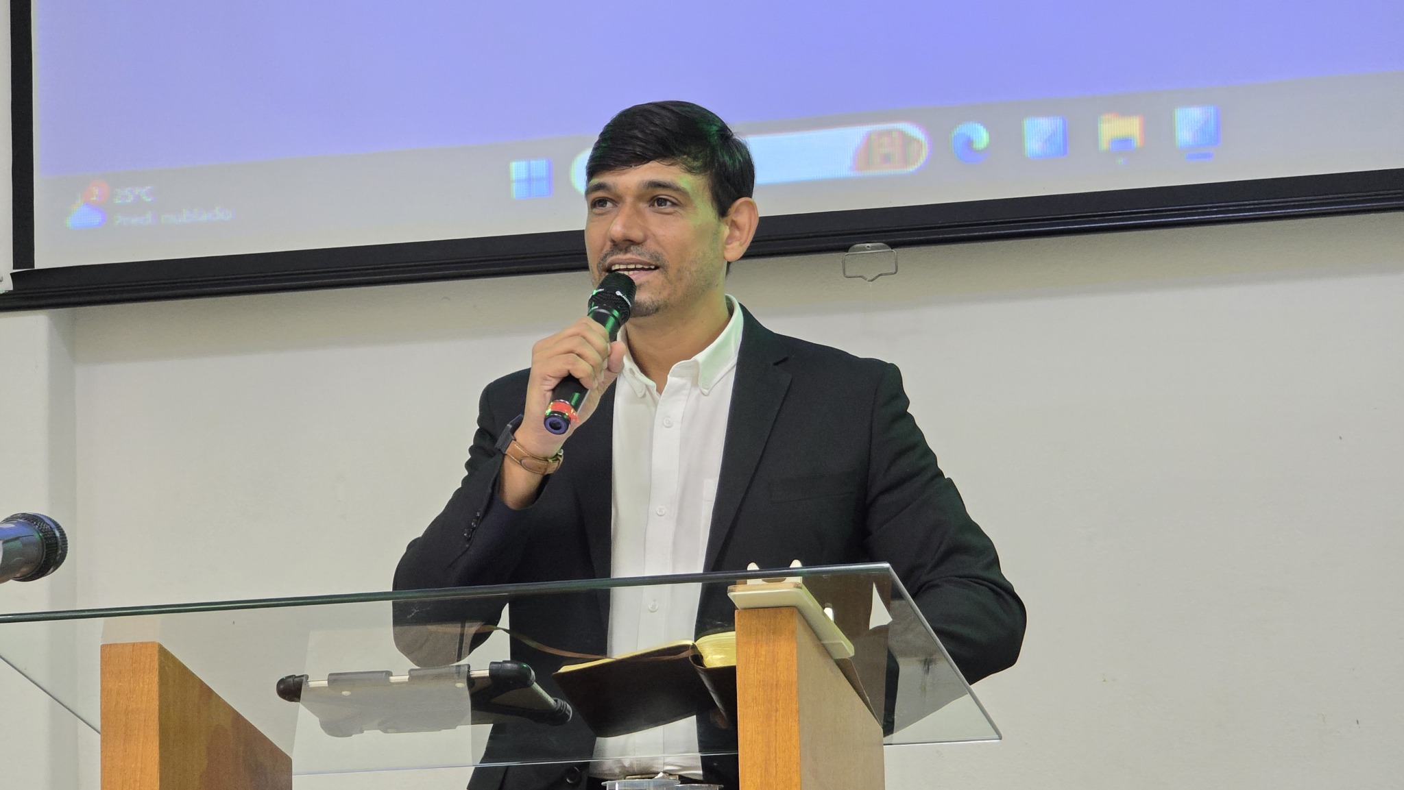 Pr. Lucas Batista