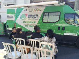 Odontomóvel oferece atendimento gratuito na Praça São Pedro em Itaperuna